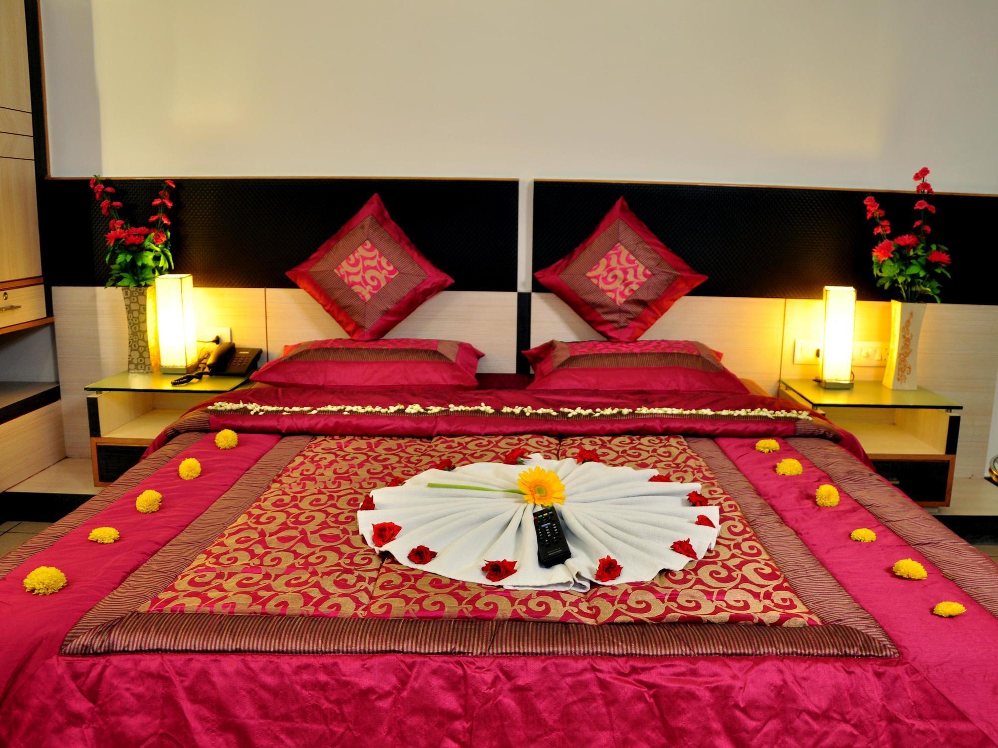 Hotel Sun Park Pondicherry Exterior photo