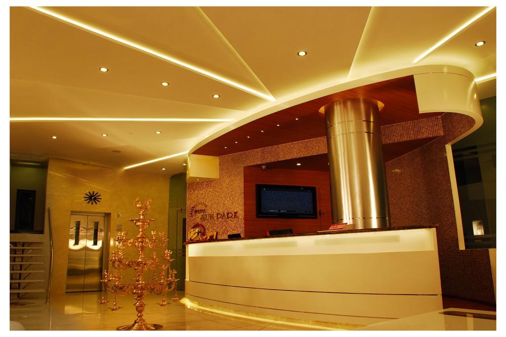 Hotel Sun Park Pondicherry Exterior photo