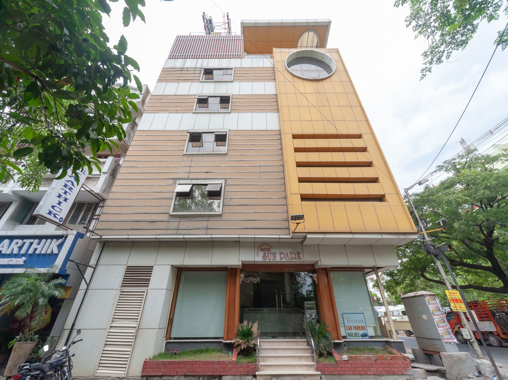 Hotel Sun Park Pondicherry Exterior photo